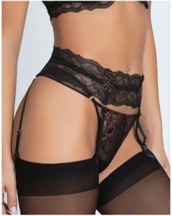 Porte-jaretelles Lise Charmel Charme Secret (Charme Noir) -Sloggi Soldes Boutique porte jaretelles lise charmel charme secret charme noir 2