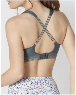 Soutien-gorge De Sport Triumph Triaction Extreme Lite (Gris) 15 Soutien-gorge De Sport Triumph Triaction Extreme Lite (Gris) -Sloggi Soldes Boutique soutien gorge de sport triumph triaction extreme lite gris 4