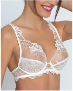 Soutien-gorge Glamour Lise Charmel Bellissime Amour (Ecru Nacre) 14 Soutien-gorge Glamour Lise Charmel Bellissime Amour (Ecru Nacre) -Sloggi Soldes Boutique soutien gorge glamour lise charmel bellissime amour ecru nacre 6