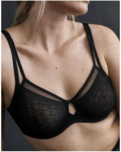 Soutien-gorge Minimiseur Moulé Triumph Signature Sheer (Noir) -Sloggi Soldes Boutique soutien gorge minimiseur moule triumph signature sheer noir 4