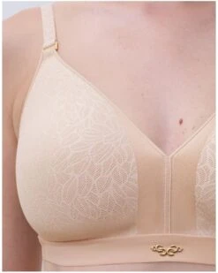 Soutien-gorge Sans Armature Spacer Chantelle Pure Lace (Beige Doré) -Sloggi Soldes Boutique soutien gorge sans armature spacer chantelle pure lace beige dore 4