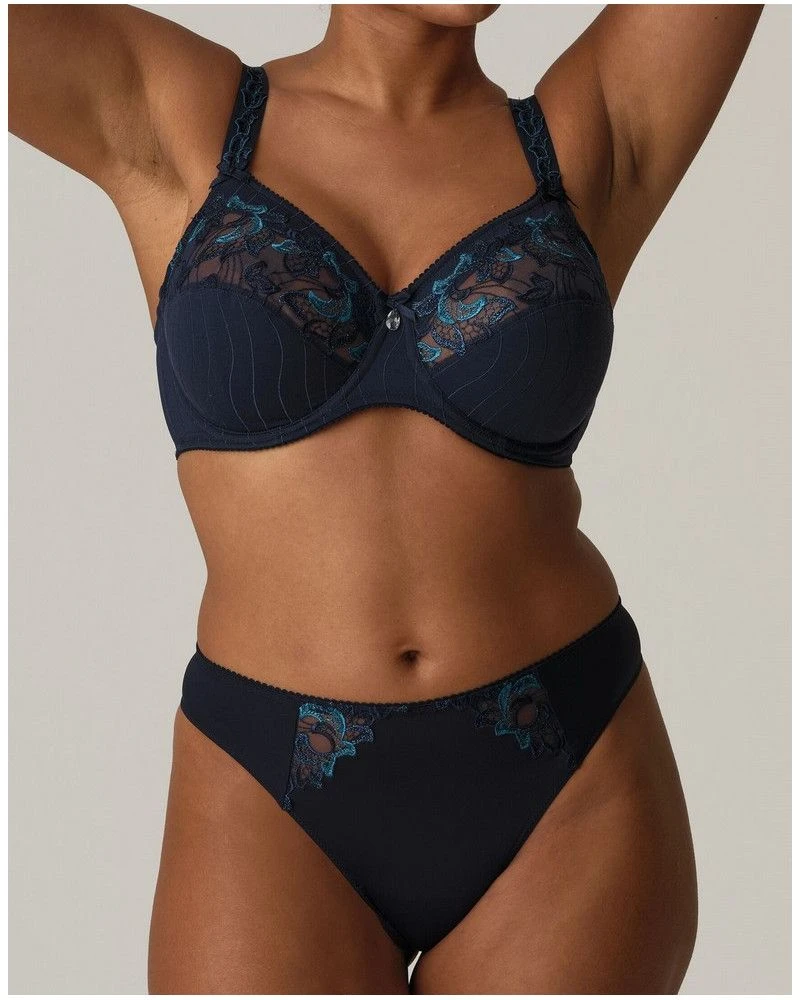 String Prima Donna Deauville (Velvet Blue) 6 String Prima Donna Deauville (Velvet Blue) – Image 6