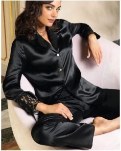 Veste De Pyjama Lise Charmel Splendeur Soie (Noir) 11 Veste De Pyjama Lise Charmel Splendeur Soie (Noir) -Sloggi Soldes Boutique veste de pyjama lise charmel splendeur soie noir 3
